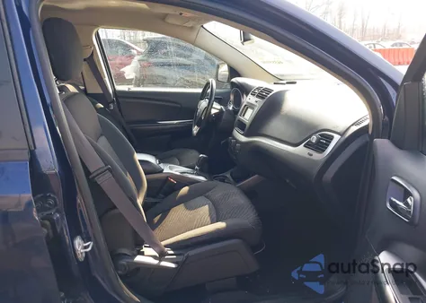 2017 Dodge Journey Sxt z USA, uszkodzony, nr VIN 3C4PDCBG8HT579364